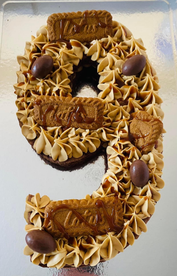 Form cake - chiffre 9