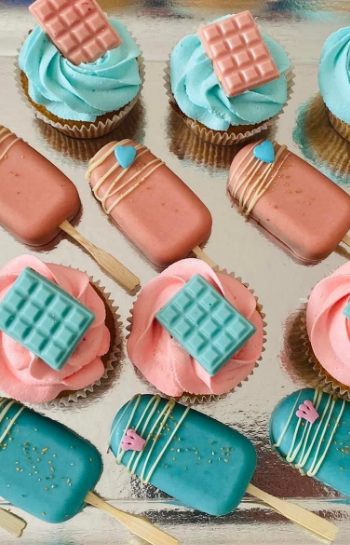 Magnum cake et cupcake rose et bleu